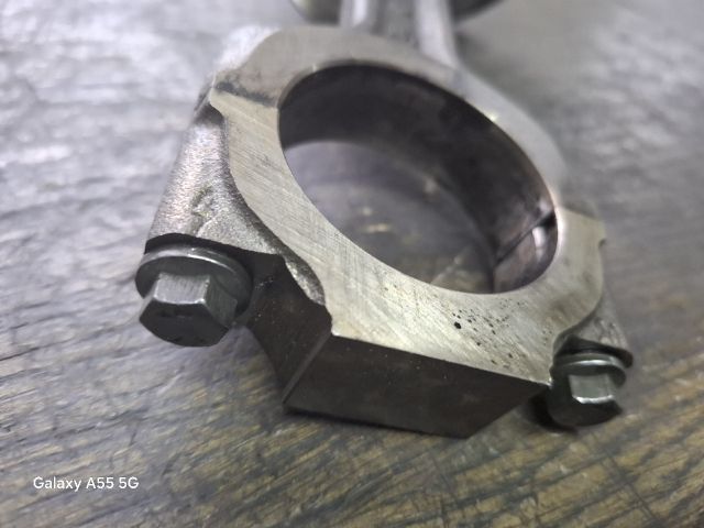 bontott ALFA ROMEO 156 Dugattyú és Hajtókar