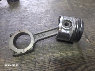 bontott ALFA ROMEO 156 Dugattyú és Hajtókar