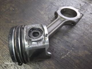 bontott ALFA ROMEO 156 Dugattyú és Hajtókar