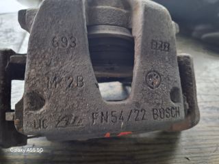 bontott ALFA ROMEO 156 Jobb első Féknyereg Munkahengerrel