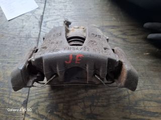 bontott ALFA ROMEO 156 Jobb első Féknyereg Munkahengerrel