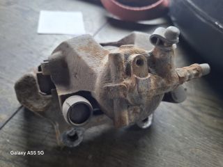 bontott ALFA ROMEO 156 Jobb első Féknyereg Munkahengerrel