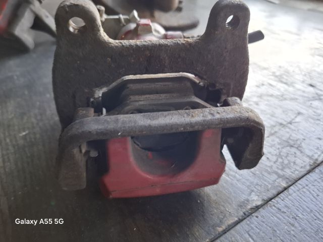 bontott ALFA ROMEO 156 Jobb hátsó Féknyereg Munkahengerrel