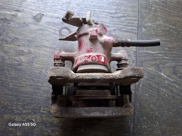 bontott ALFA ROMEO 156 Jobb hátsó Féknyereg Munkahengerrel