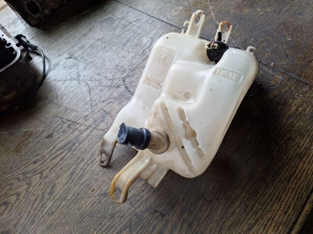 bontott ALFA ROMEO 156 Kiegyenlítő Tartály