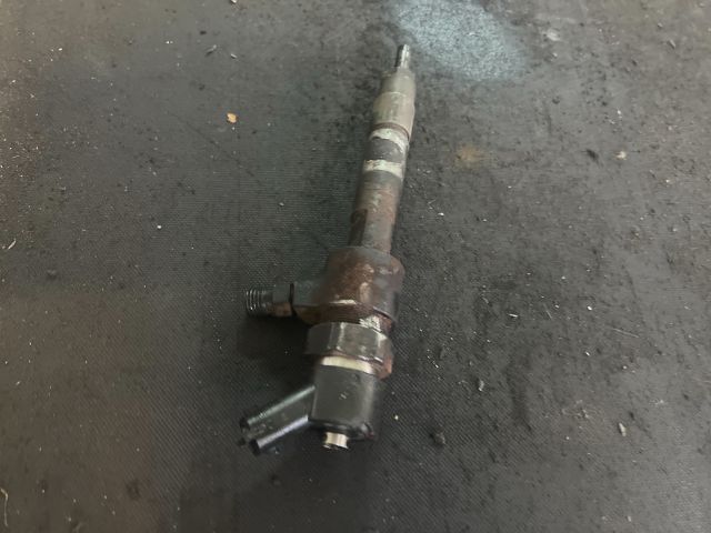 bontott ALFA ROMEO 156 Porlasztó (1 db)