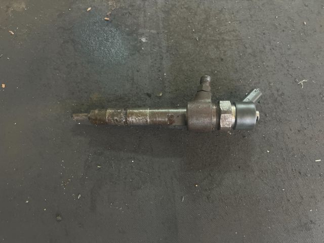 bontott ALFA ROMEO 156 Porlasztó (1 db)