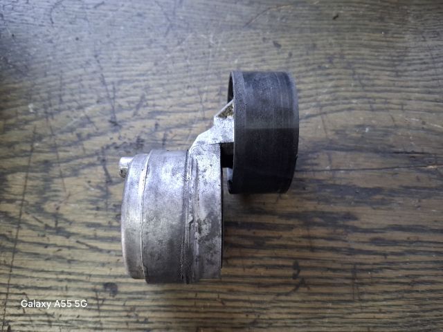 bontott ALFA ROMEO 156 Szíjfeszítő Görgő