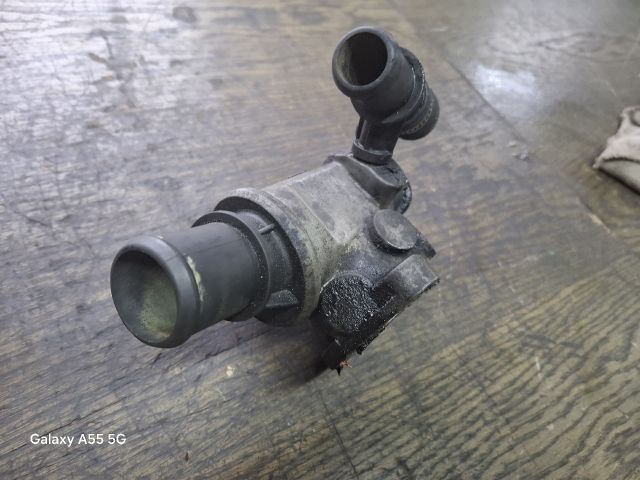 bontott ALFA ROMEO 156 Termosztátház