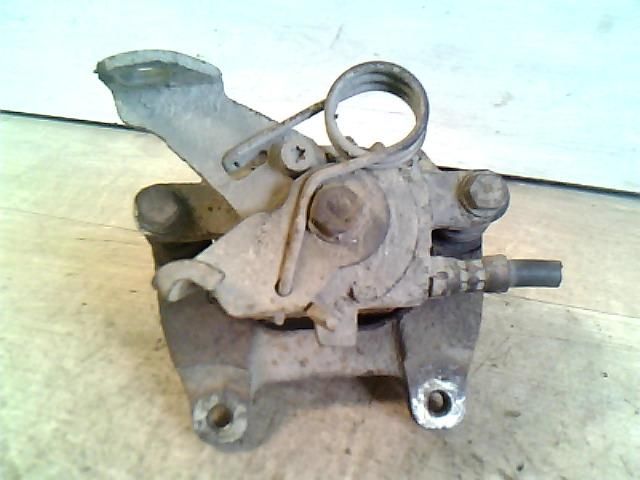 bontott ALFA ROMEO 156 Jobb hátsó Féknyereg Munkahengerrel