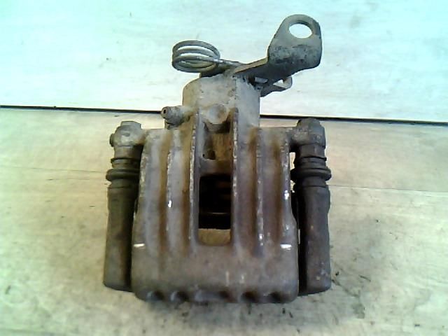 bontott ALFA ROMEO 156 Jobb hátsó Féknyereg Munkahengerrel