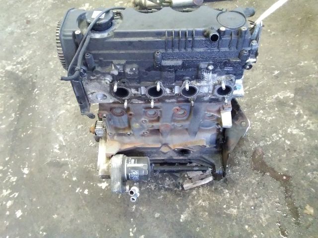 bontott ALFA ROMEO 156 Motor (Fűzött blokk hengerfejjel)