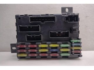 bontott ALFA ROMEO 156 Biztosítéktábla Motortér