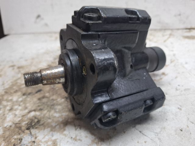 bontott ALFA ROMEO 156 Nagynyomású Szivattyú