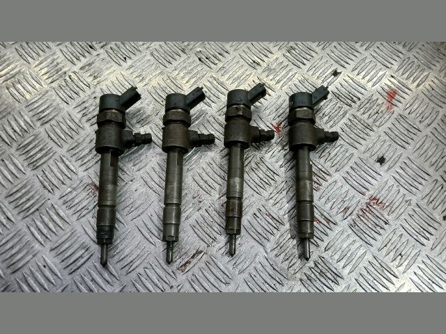 bontott ALFA ROMEO 156 Porlasztó (1 db)