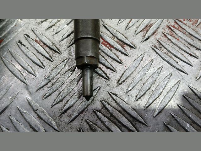 bontott ALFA ROMEO 156 Porlasztó (1 db)