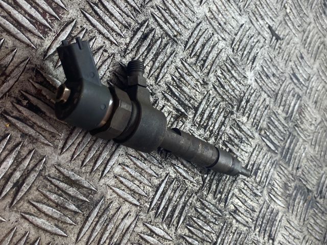 bontott ALFA ROMEO 156 Porlasztó (1 db)