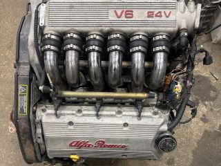 bontott ALFA ROMEO 156 Motor (Fűzött blokk hengerfejjel)