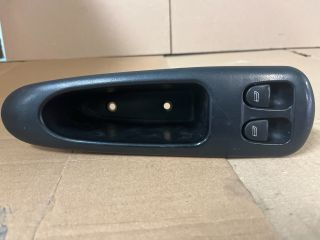 bontott ALFA ROMEO 156 Ablakemelő Kapcsoló Négyes / Kettes