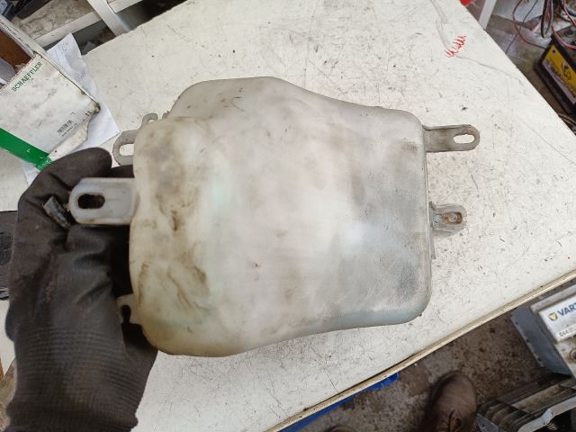 bontott ALFA ROMEO 156 Ablakmosó Tartály