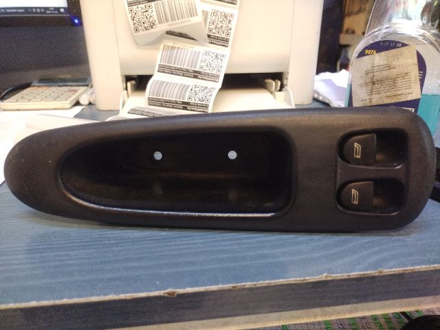 bontott ALFA ROMEO 156 Bal első Ablakemelő Kapcsoló