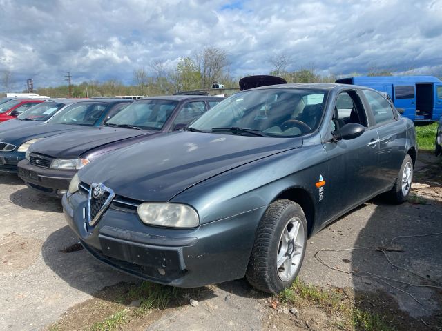 bontott ALFA ROMEO 156 Bal első Ajtó (Üres lemez)