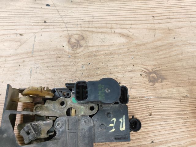 bontott ALFA ROMEO 156 Bal első Ajtózár