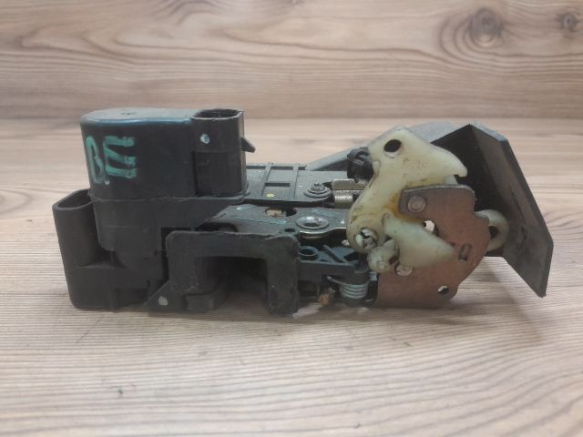 bontott ALFA ROMEO 156 Bal első Ajtózár