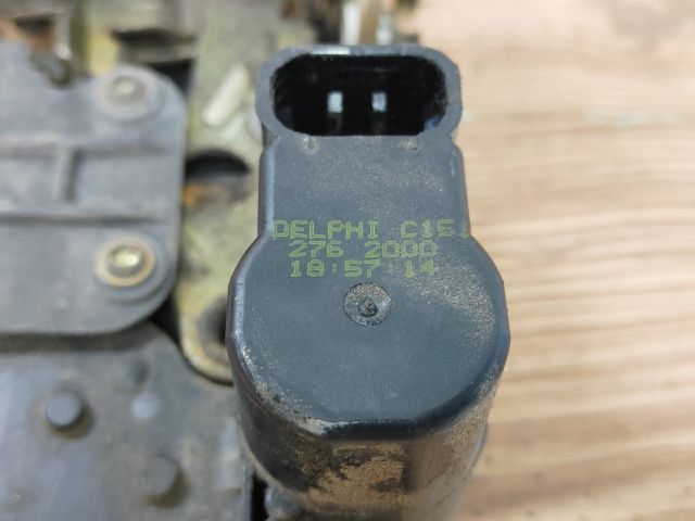 bontott ALFA ROMEO 156 Bal első Ajtózár