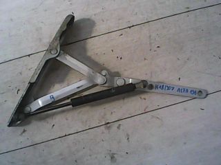 bontott ALFA ROMEO 156 Bal első Zsanér