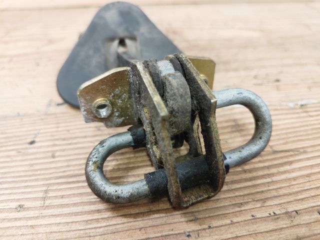 bontott ALFA ROMEO 156 Bal hátsó Ajtóhatároló