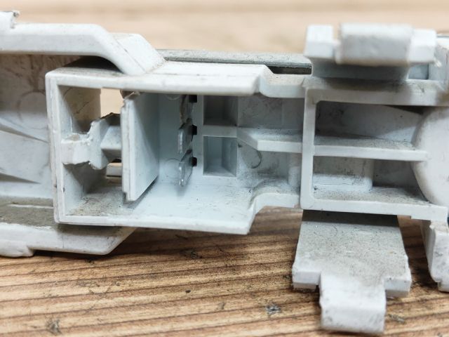 bontott ALFA ROMEO 156 Bal Hátsó Lámpa Foglalat