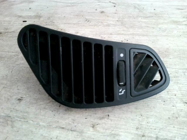 bontott ALFA ROMEO 156 Bal Szellőző