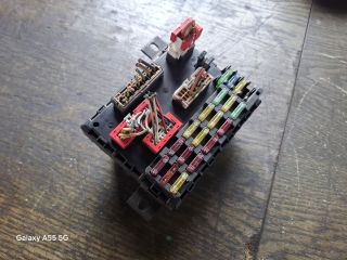 bontott ALFA ROMEO 156 Biztosítéktábla Utastér