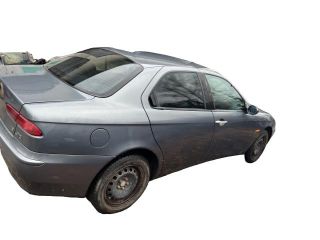 bontott ALFA ROMEO 156 Biztosítéktábla Utastér