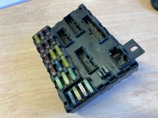 bontott ALFA ROMEO 156 Biztosítéktábla Utastér