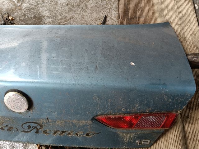 bontott ALFA ROMEO 156 Csomagtérajtó (Részeivel)