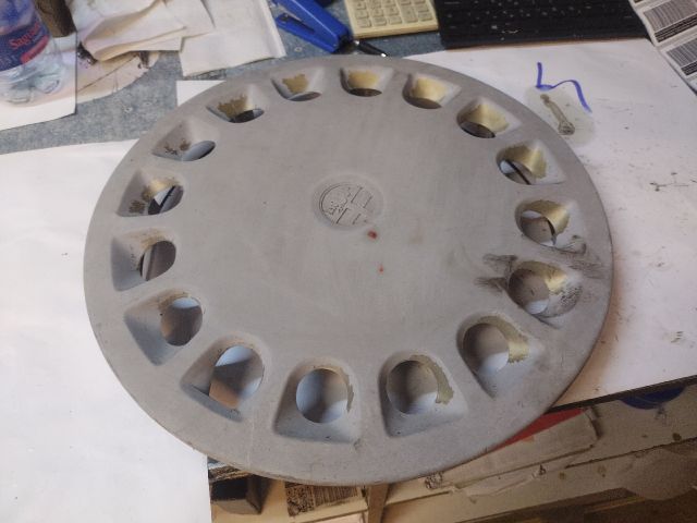 bontott ALFA ROMEO 156 Dísztárcsa (1 db)