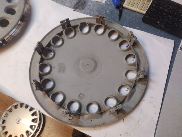 bontott ALFA ROMEO 156 Dísztárcsa (1 db)