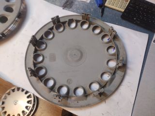 bontott ALFA ROMEO 156 Dísztárcsa (1 db)