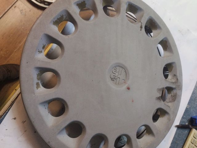 bontott ALFA ROMEO 156 Dísztárcsa (1 db)