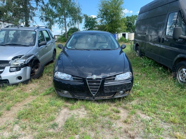 bontott ALFA ROMEO 156 Első Lökhárító Merevítő (Fém)