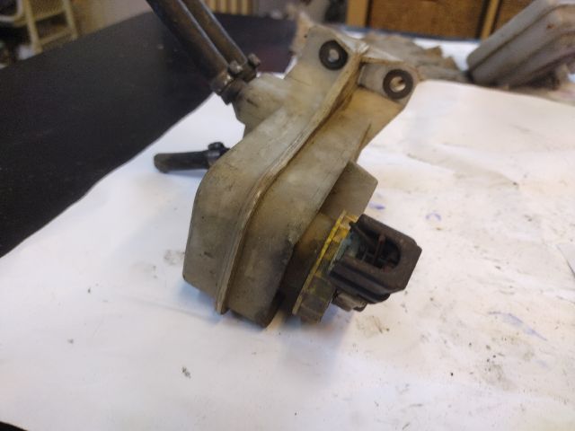 bontott ALFA ROMEO 156 Fékfolyadék Tartály