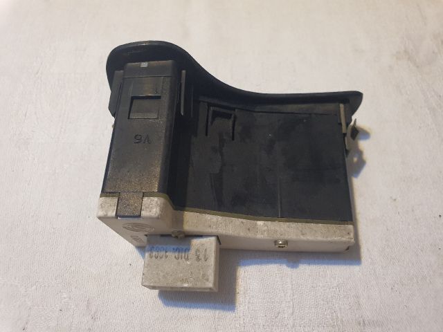 bontott ALFA ROMEO 156 Fényszórómagasság Állító Kapcsoló