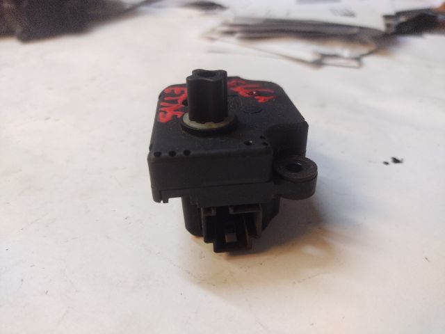 bontott ALFA ROMEO 156 Fűtés Állító Motor