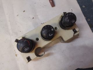 bontott ALFA ROMEO 156 Fűtéskapcsoló (digit klímás)