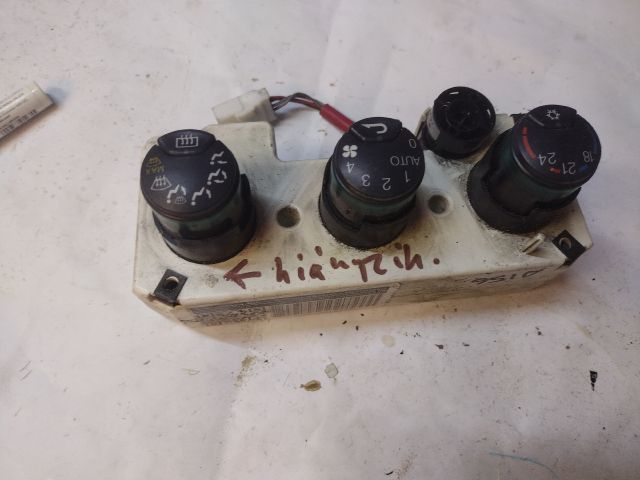 bontott ALFA ROMEO 156 Fűtéskapcsoló (manuális klímás)