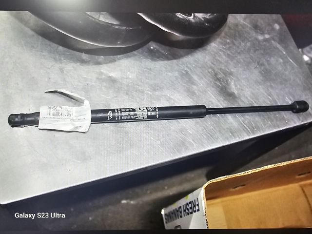 bontott ALFA ROMEO 156 Gázrugós Kitámasztó Teleszkóp Csomagtérajtó (Pozíciófüggetlen)