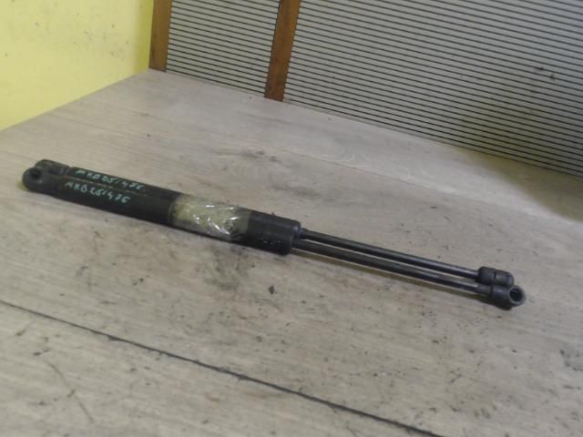 bontott ALFA ROMEO 156 Gázrugós Kitámasztó Teleszkóp Pár Csomagtérajtó