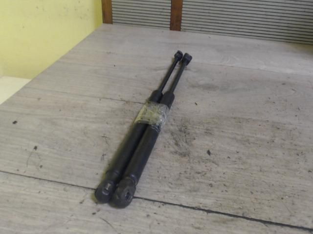 bontott ALFA ROMEO 156 Gázrugós Kitámasztó Teleszkóp Pár Csomagtérajtó